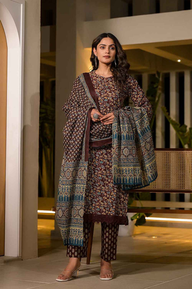 Red Floral Print Lace Work Pure Cotton Kurti Pant Set