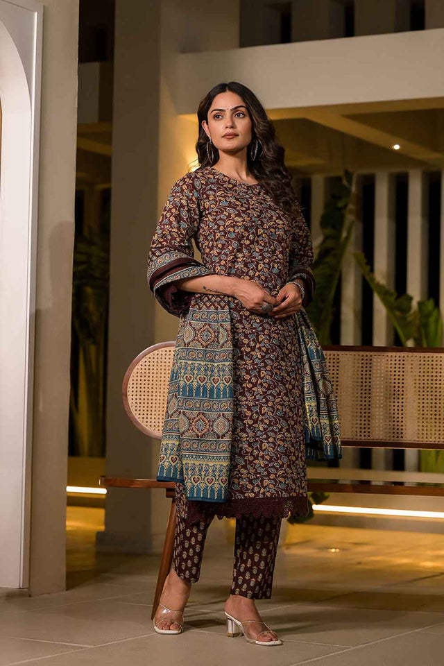 Red Floral Print Lace Work Pure Cotton Kurti Pant Set