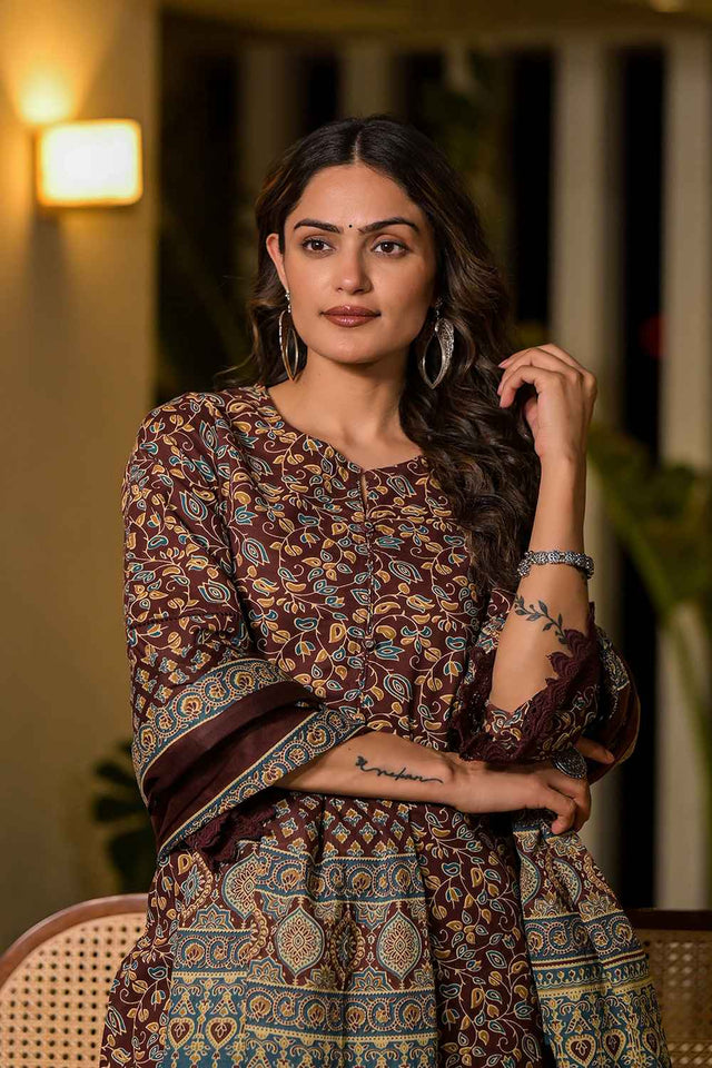 Red Floral Print Lace Work Pure Cotton Kurti Pant Set