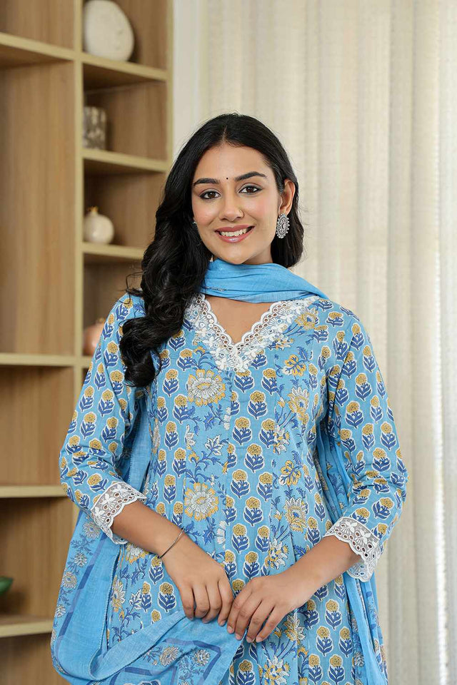 Blue Floral Print Cotton Kurti Pant Set