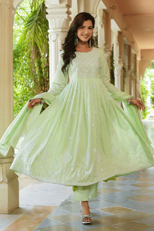 Green Solid Embroidered Silk Kurti Pant Set