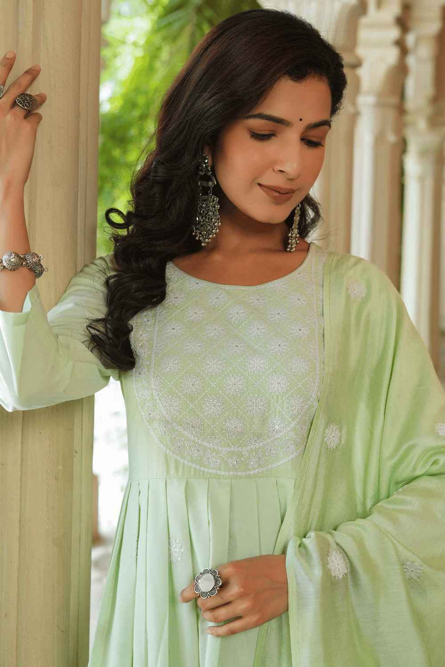 Green Solid Embroidered Silk Kurti Pant Set