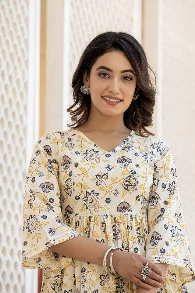 Yellow Floral Print Gotta patti Pure Cotton Kurti Pant Set