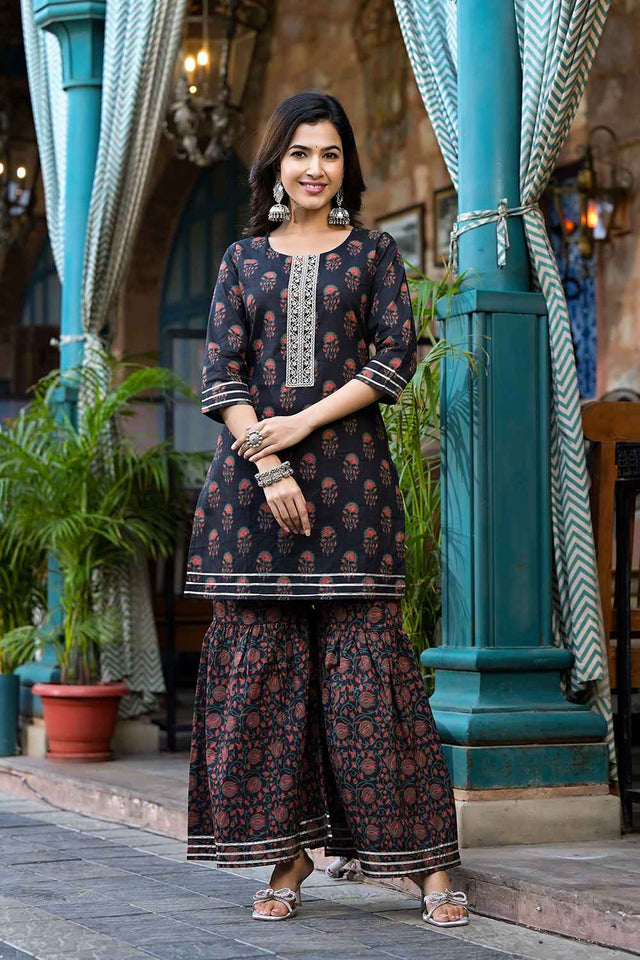 Black Floral Print Zari Work Pure Cotton Kurti Pant Set