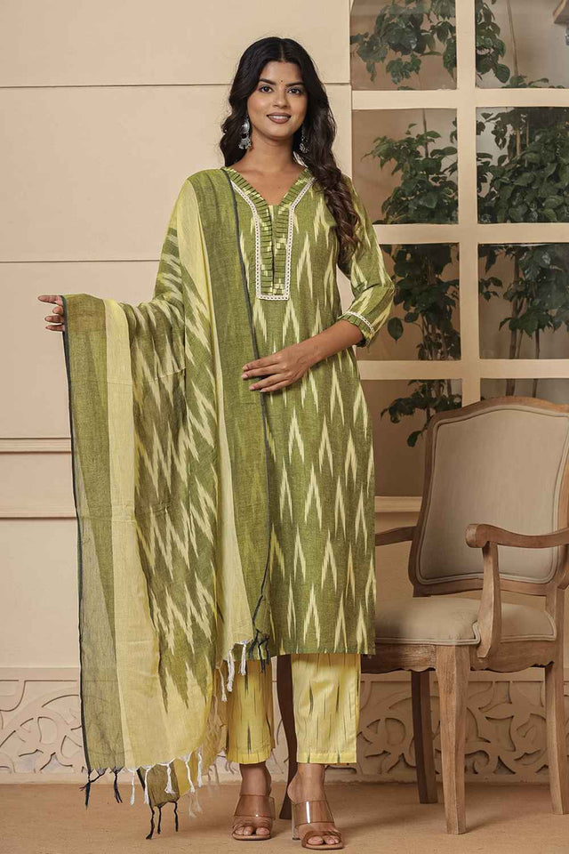 Green Ikat Print Pure Cotton Kurti Pant Set