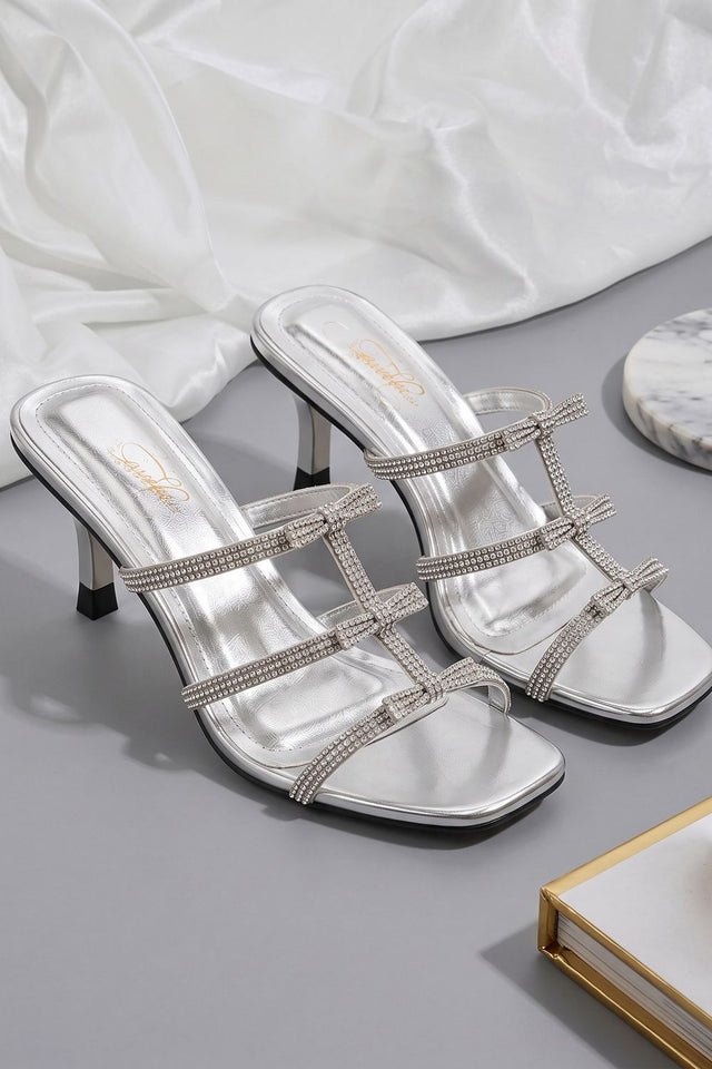 Silver Metallic Finished Faux Leather Pencil Heel (3425)