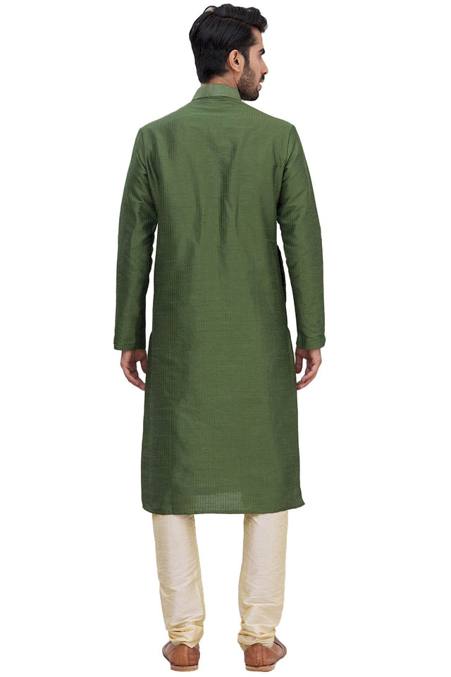 Men's Green Silk Embroidered Full Sleeve Kurta Churidar - 40