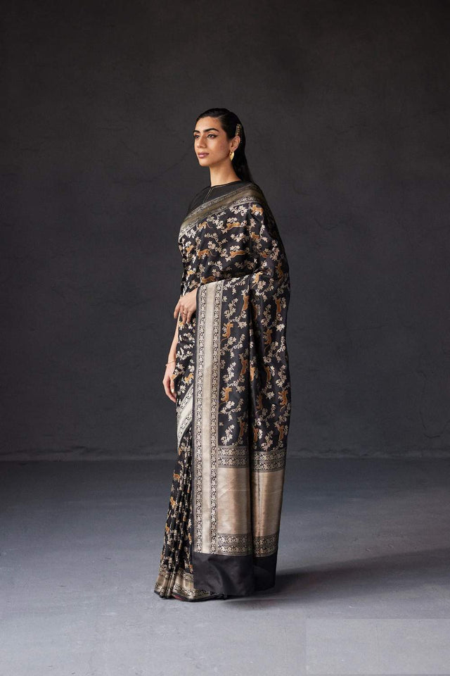 Black Banarasi Woven Soft Silk Saree (50133_Black)