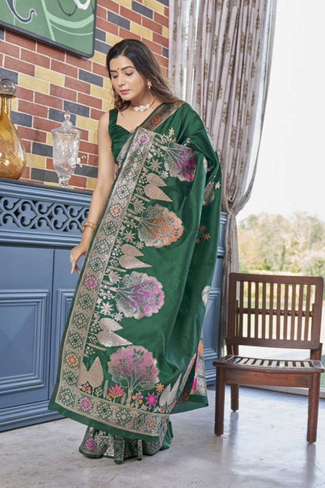 Green Banarasi Woven Soft Silk Saree (50144)