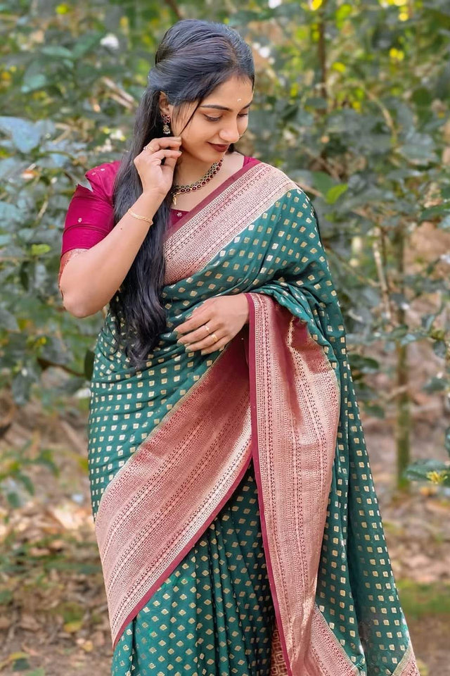 Green Banarasi Woven Soft Silk Saree (50181)