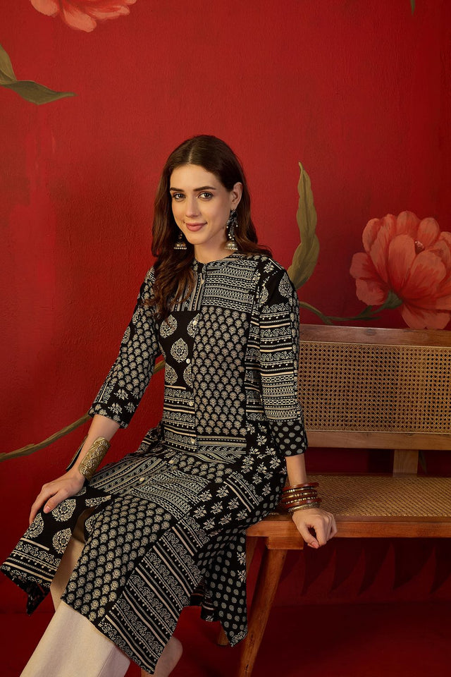 Black Floral Printed Cotton Free Size Stitched Long Kurti (52560)