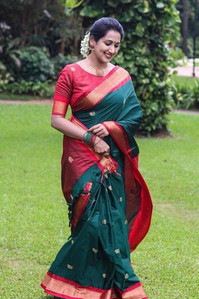 Green Banarasi Woven Soft Silk Saree (55108_4)