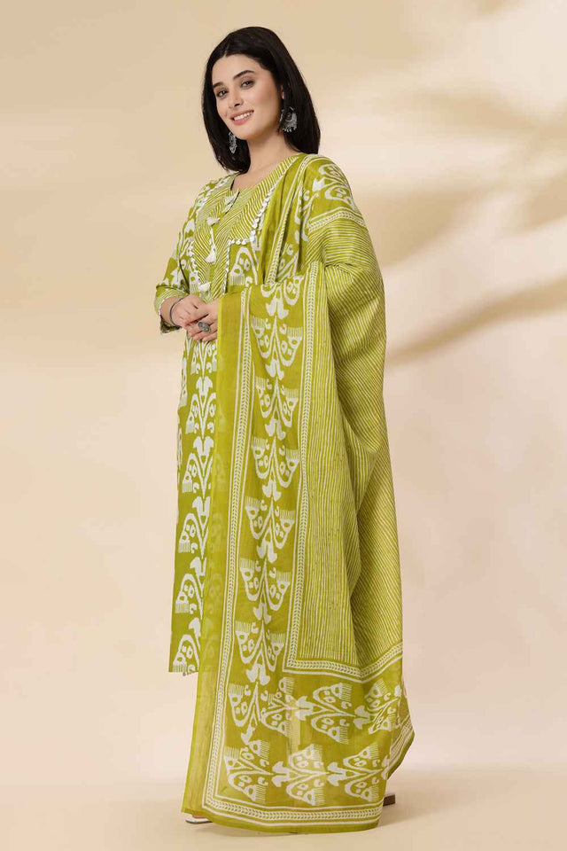 Green Floral Printed Cotton Kurti Pant Set