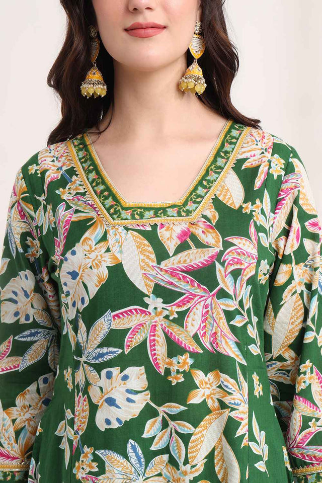 Green Floral Printed Cotton Kurti Pant Set