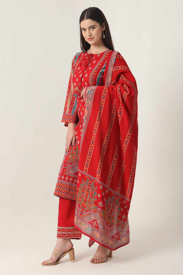 Red Ethnic Motifs Printed Silk Blend Kurti Pant Set
