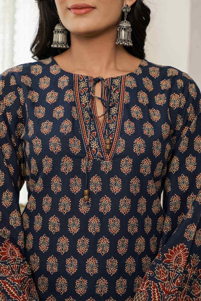 Navy-Blue Ethnic Motifs Printed Cotton Kurti Pant Set (6167SKDNB)