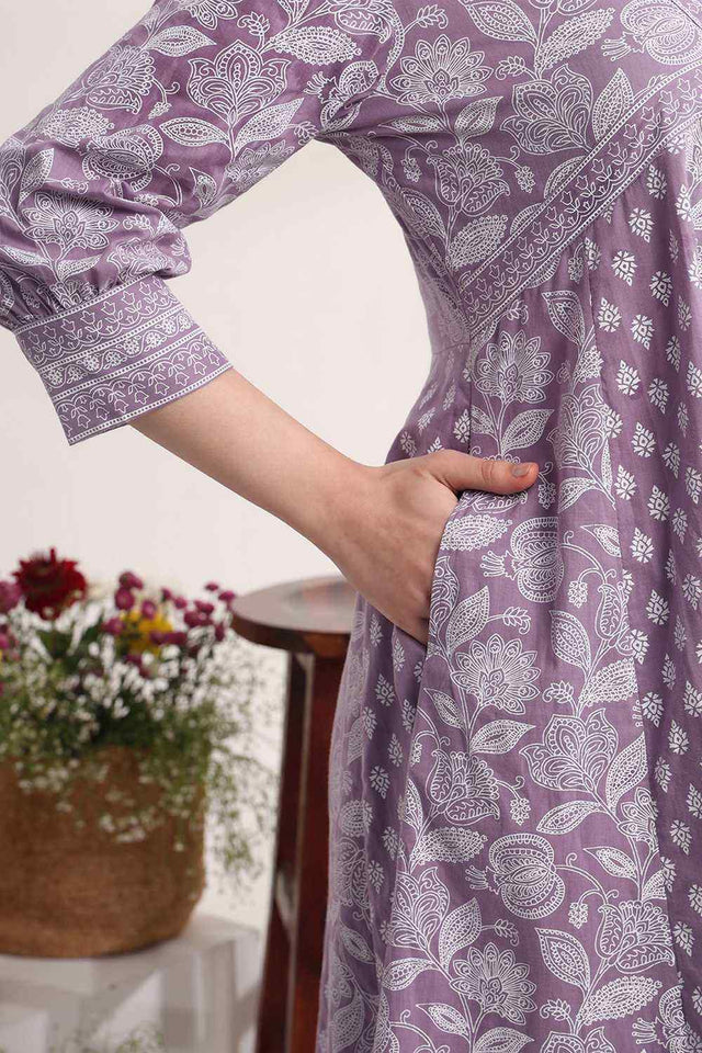 Violet Ethnic Motifs Printed Cotton Kurti Pant Set