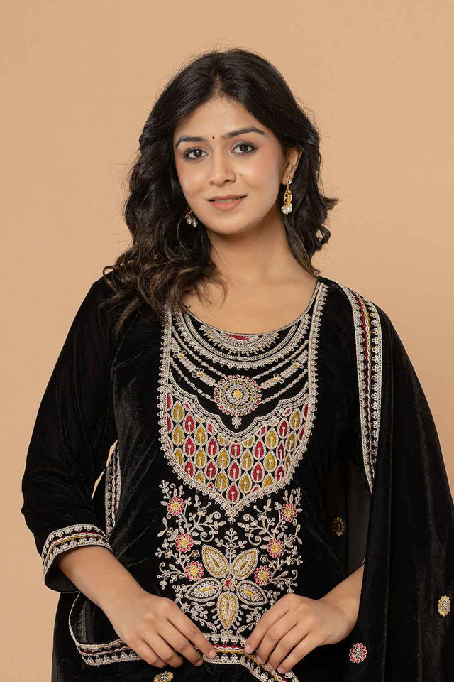 Black Solid Embroidered Velvet Kurti Pant Set (6185SKDBK)
