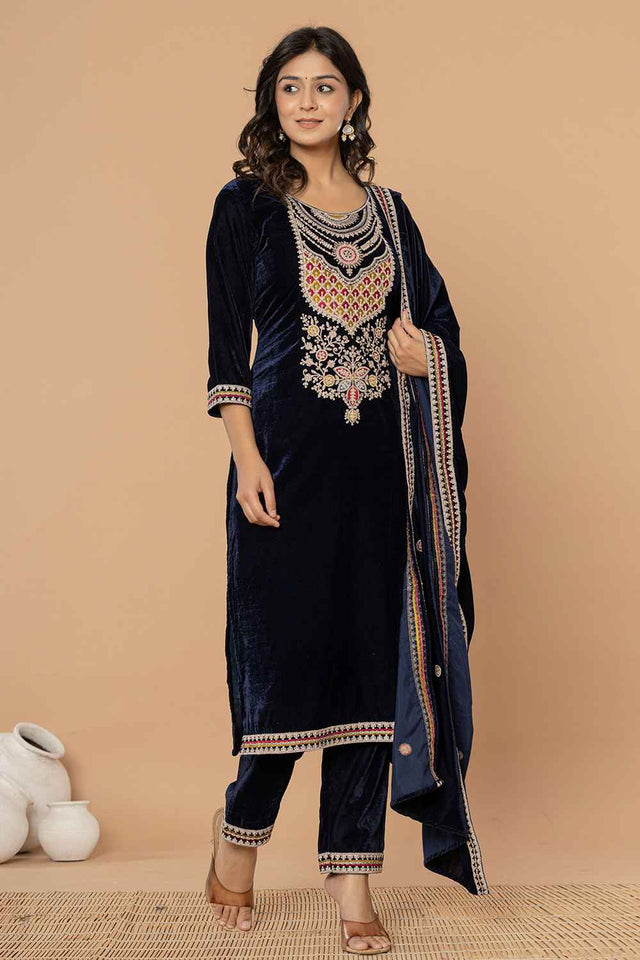 Blue Solid Embroidered Velvet Kurti Pant Set (6186SKDNB)