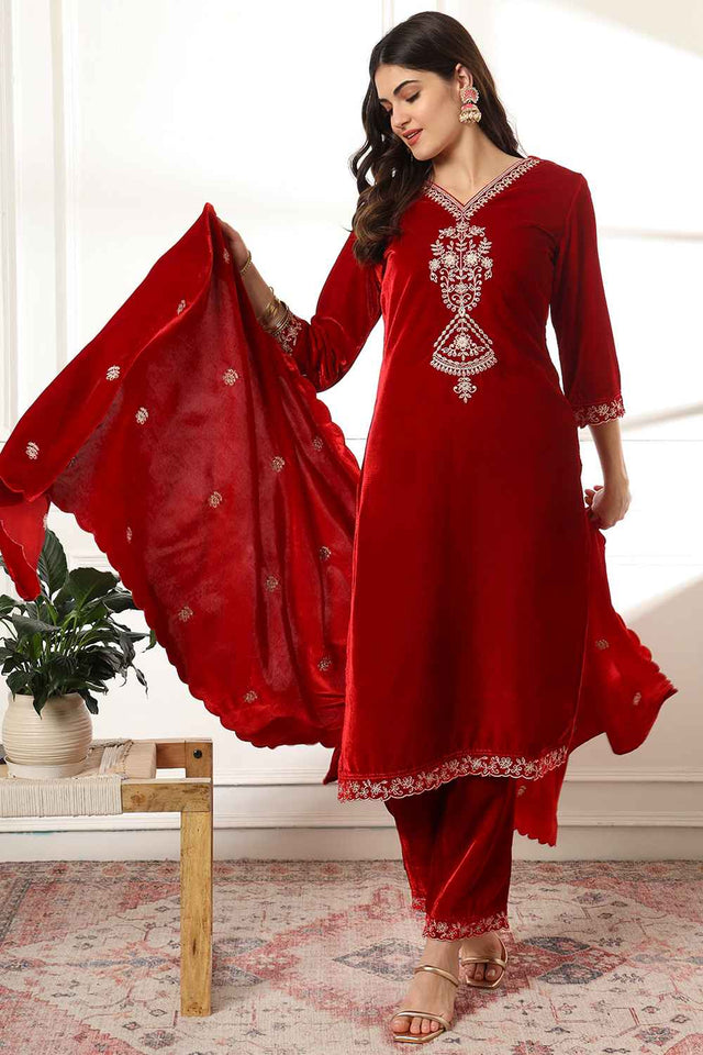 Red Solid Embroidered Velvet Kurti Pant Set (6230SKDMR)