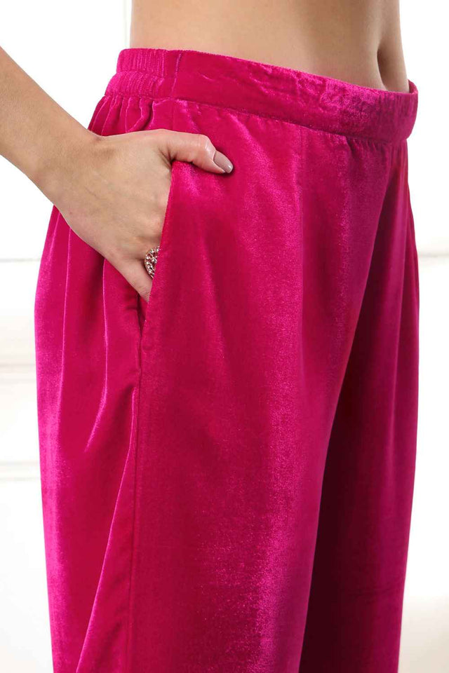 Pink Solid Embroidered Velvet Kurti Pant Set (6231SKDPK)
