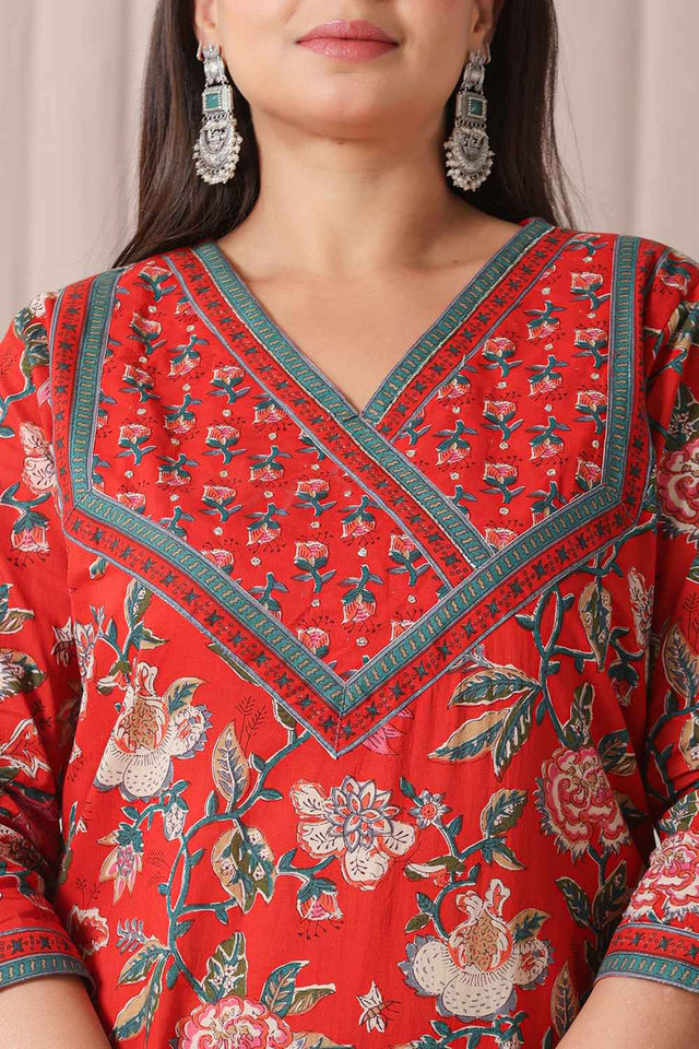 Red Floral Printed Pure Cotton Kurti Pant Set