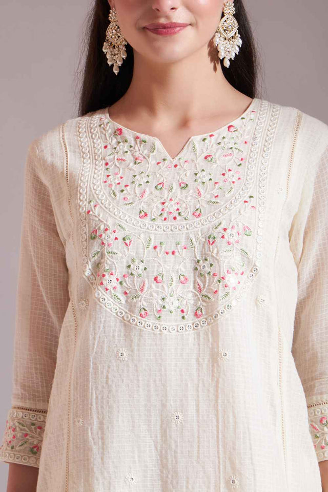 White Solid Cotton Kurti Pant Set (6338SKDWH)