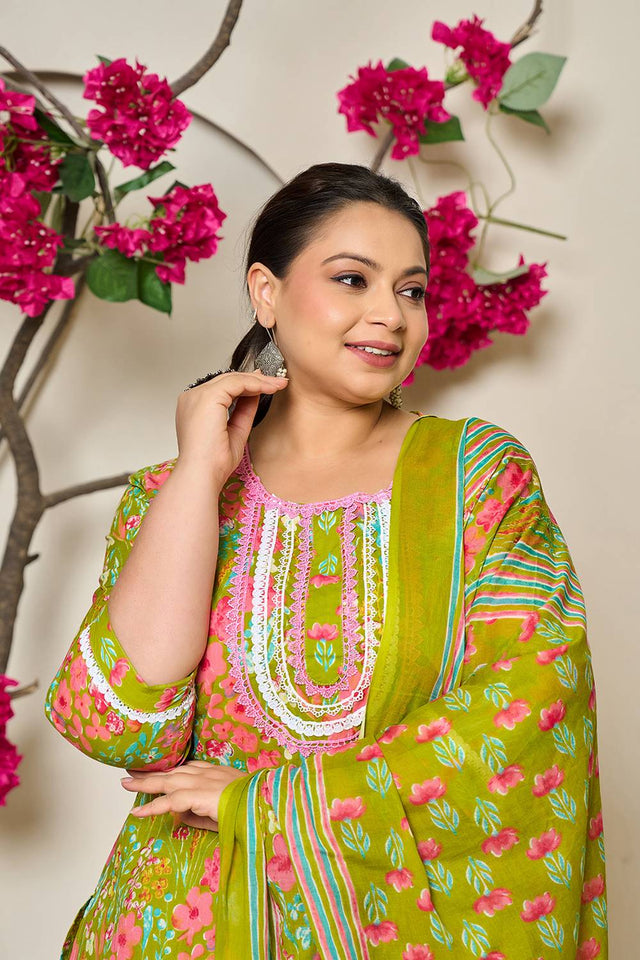 Green Floral Printed Cotton Straight Cut Suit Set