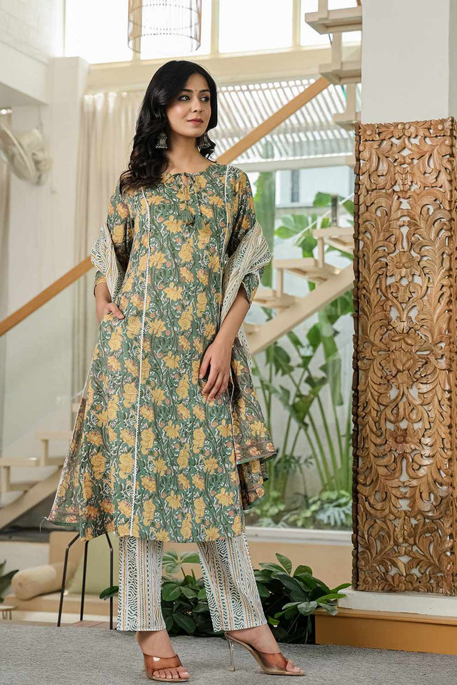 Green Floral Print Cotton Kurti Pant Set