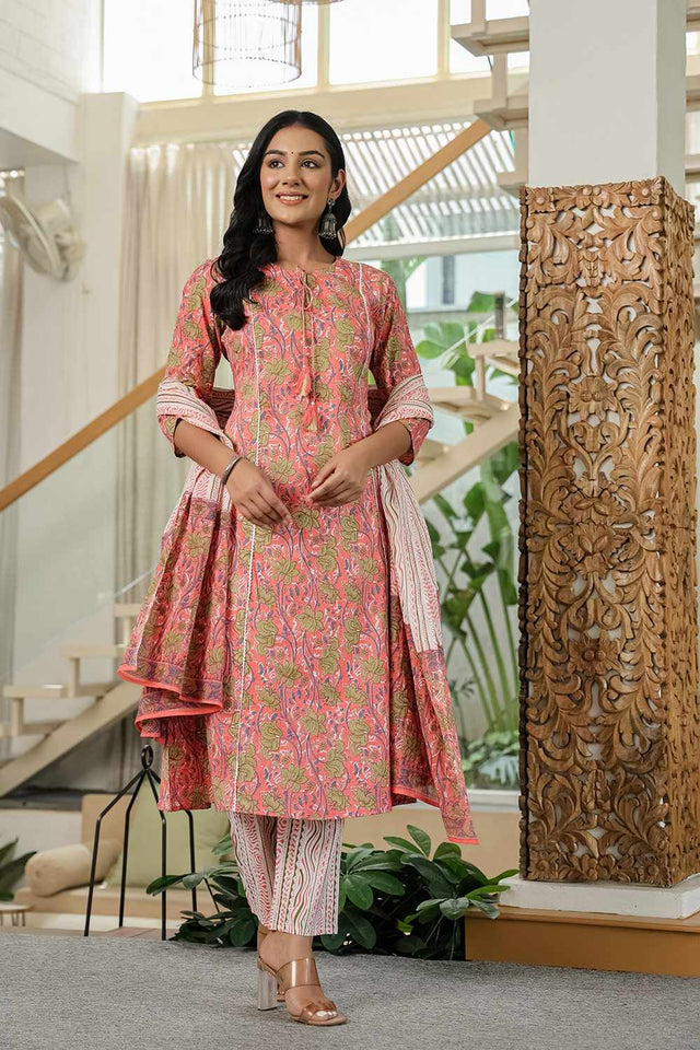 Pink Floral Print Cotton Kurti Pant Set