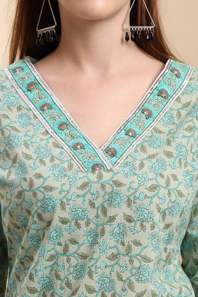 Green Floral Printed Cotton Straight Cut Suit Set