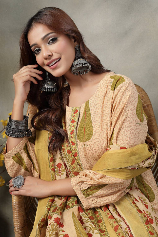 Green Floral Printed Cotton Straight Cut Suit Set