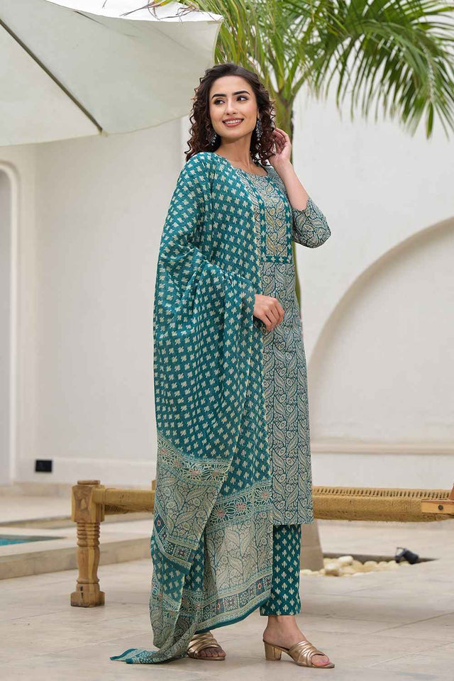 Green Ethnic Motifs Beads and Stones Embossed Pure Cotton Kurti Pant Set