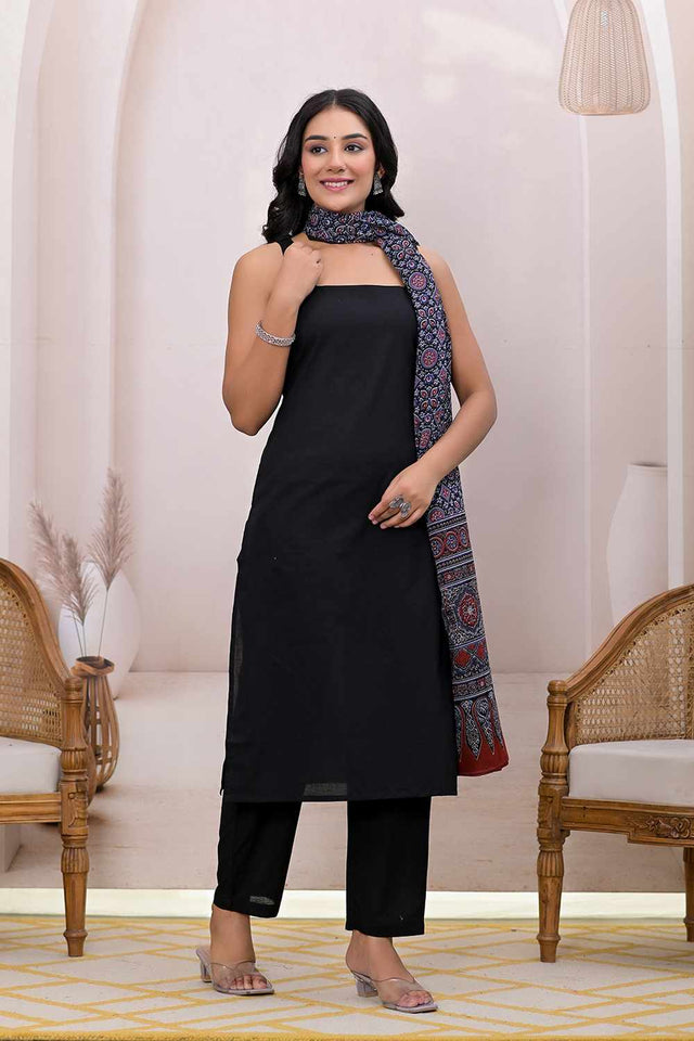 Black Solid Cotton Kurti Pant Set