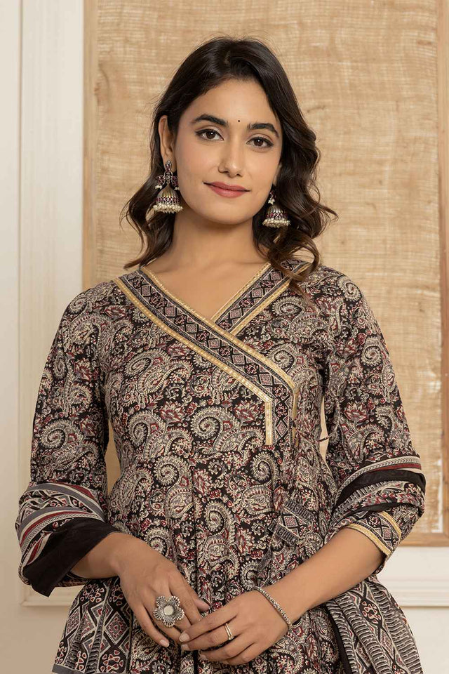Black Paisley Print Pure Cotton Kurti Pant Set