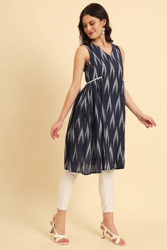 Blue Chevron Printed Cotton Straight Kurti