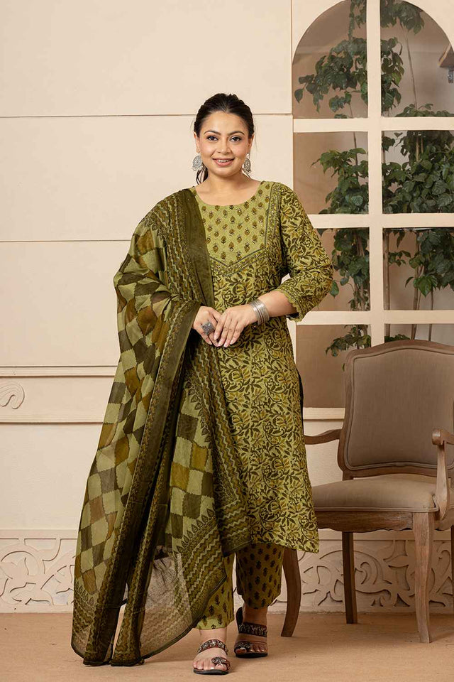 Green Ethnic Motifs Sequins Work Pure Cotton Kurti Pant Set