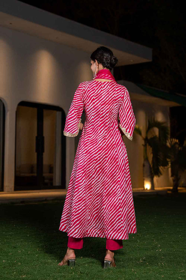 Pink Leheriya Lace Work Pure Cotton Kurti Pant Set