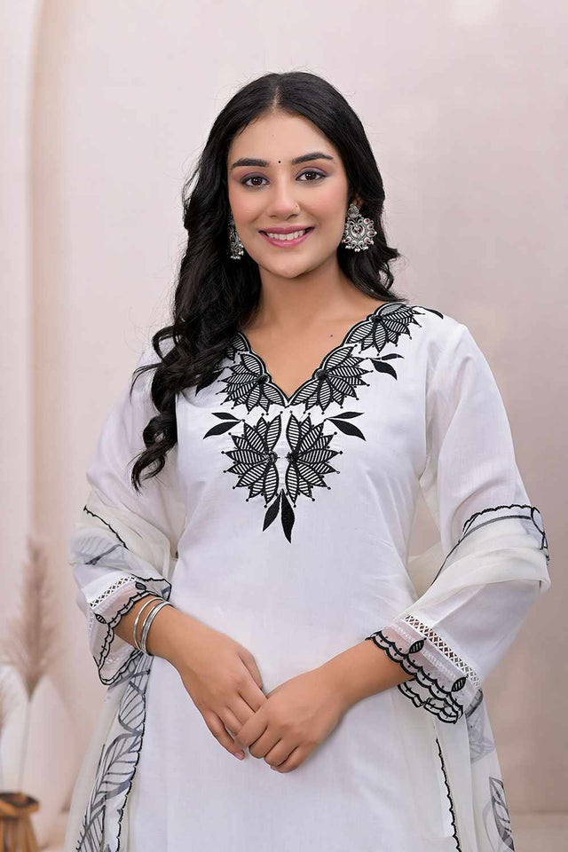 White Embroidered Silk Blend Kurti Pant Set (6990SKDWH)