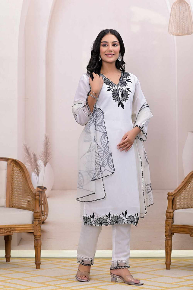 White Embroidered Silk Blend Kurti Pant Set (6990SKDWH)