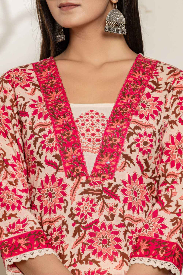 Pink Floral Print Thread Work Pure Cotton Kurti Pant Set