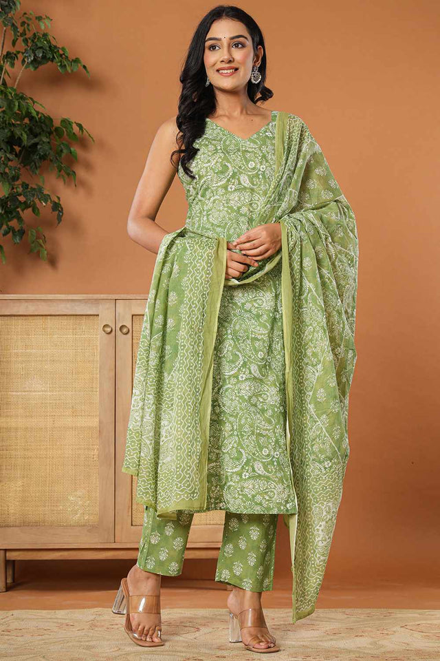Green Floral Print Cotton Kurti Pant Set