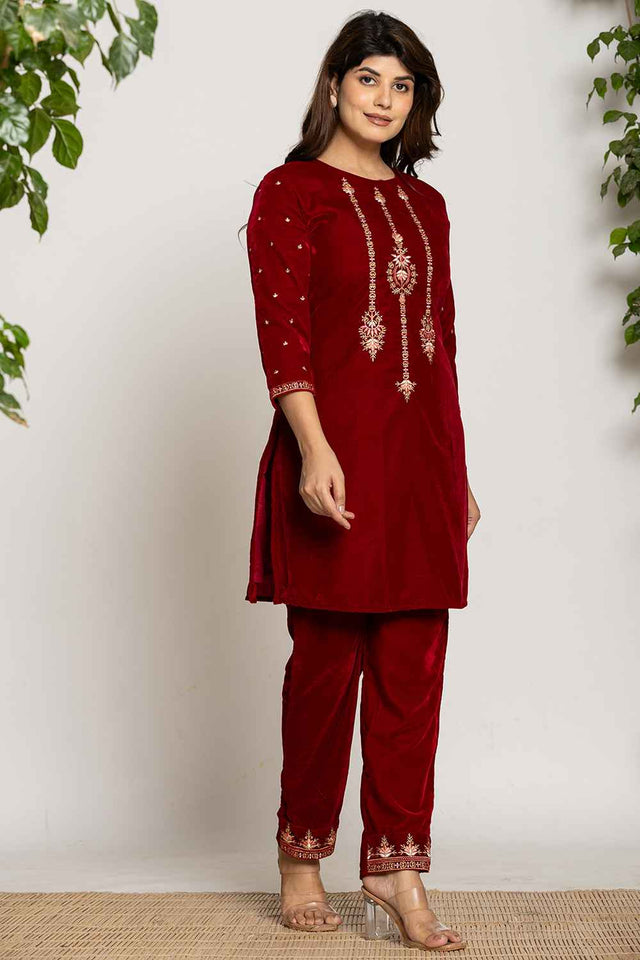 Red Embroidered Work Velvet Co-Ord Set (7160CRDMR)