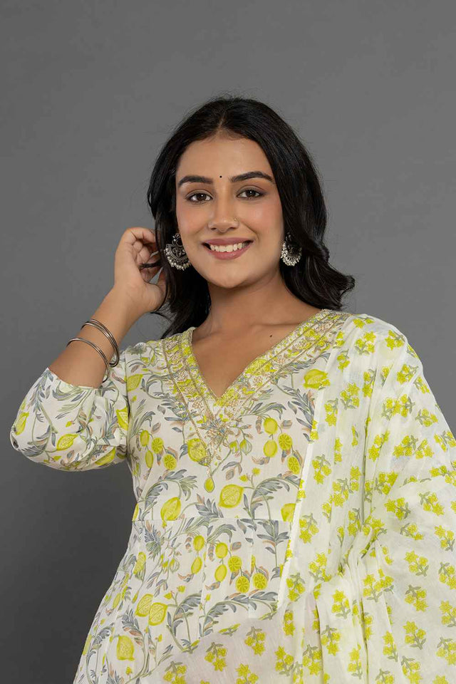 Green Ethnic Motifs Beads and Stones Embossed Pure Cotton Kurti Pant Set