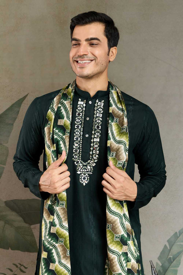 Men's Green Soild Viscose Kurta with Dupatta (ACA1255)
