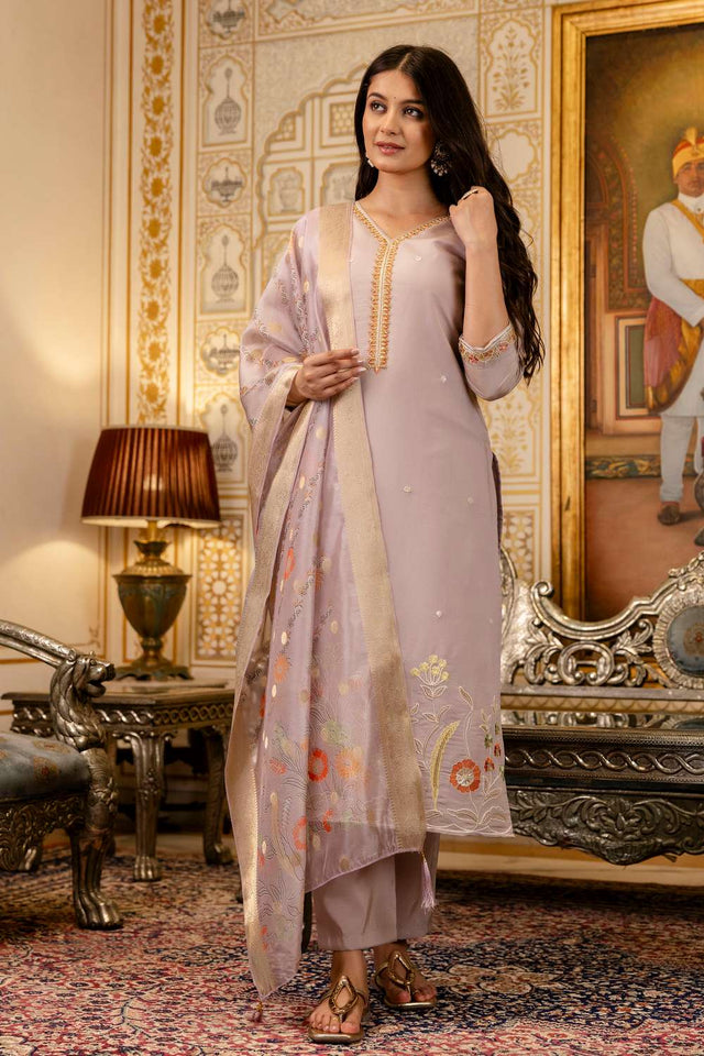 Lavender Viscose Floral Embroidered Kurti Pant Set