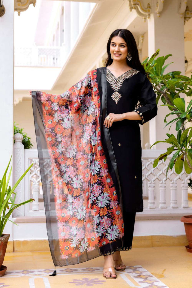 Black Chanderi Sequin with Embroidered Kurti Pant Set