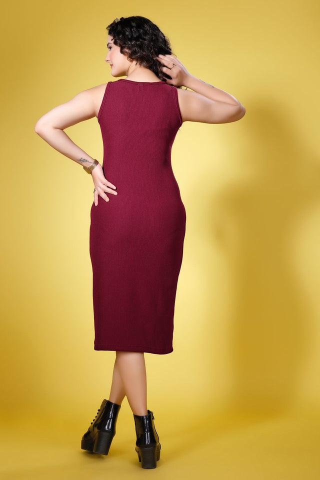 Maroon Solid Ribbed Knited Dresses
