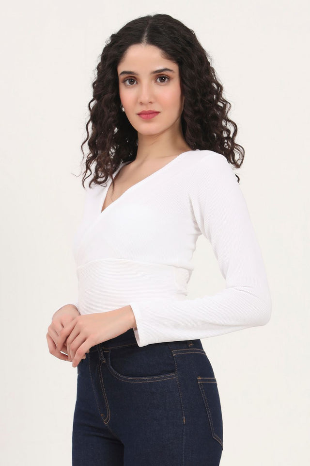 White Solid Knited Tops & Tunics