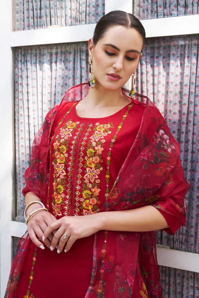 Maroon Floral Embroidered Rayon Kurti Pant Set (ACA5560)